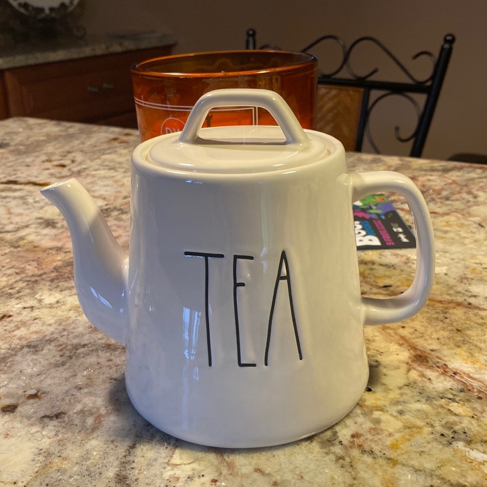 Rae Dunn ceramic teapot